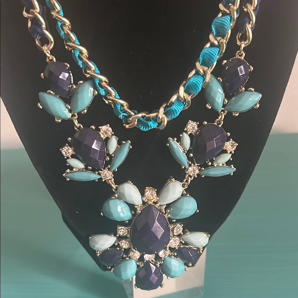 Multicolored Blue Rhinestone Gold Chain Ribbon Layered Statement Necklace Set - Picture 2 of 6